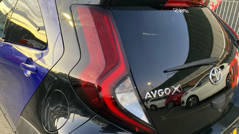 Toyota Aygo X 1.0 VVT-i Edge 5dr Auto Petrol Hatchback